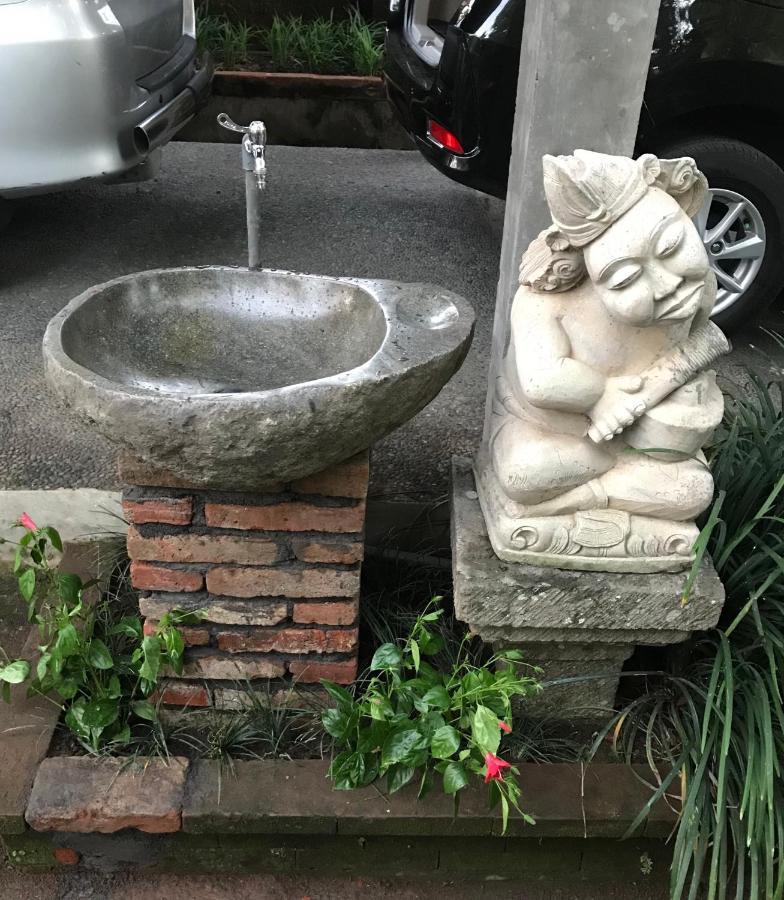 Arsa Wayan Guest House Klungkung Экстерьер фото